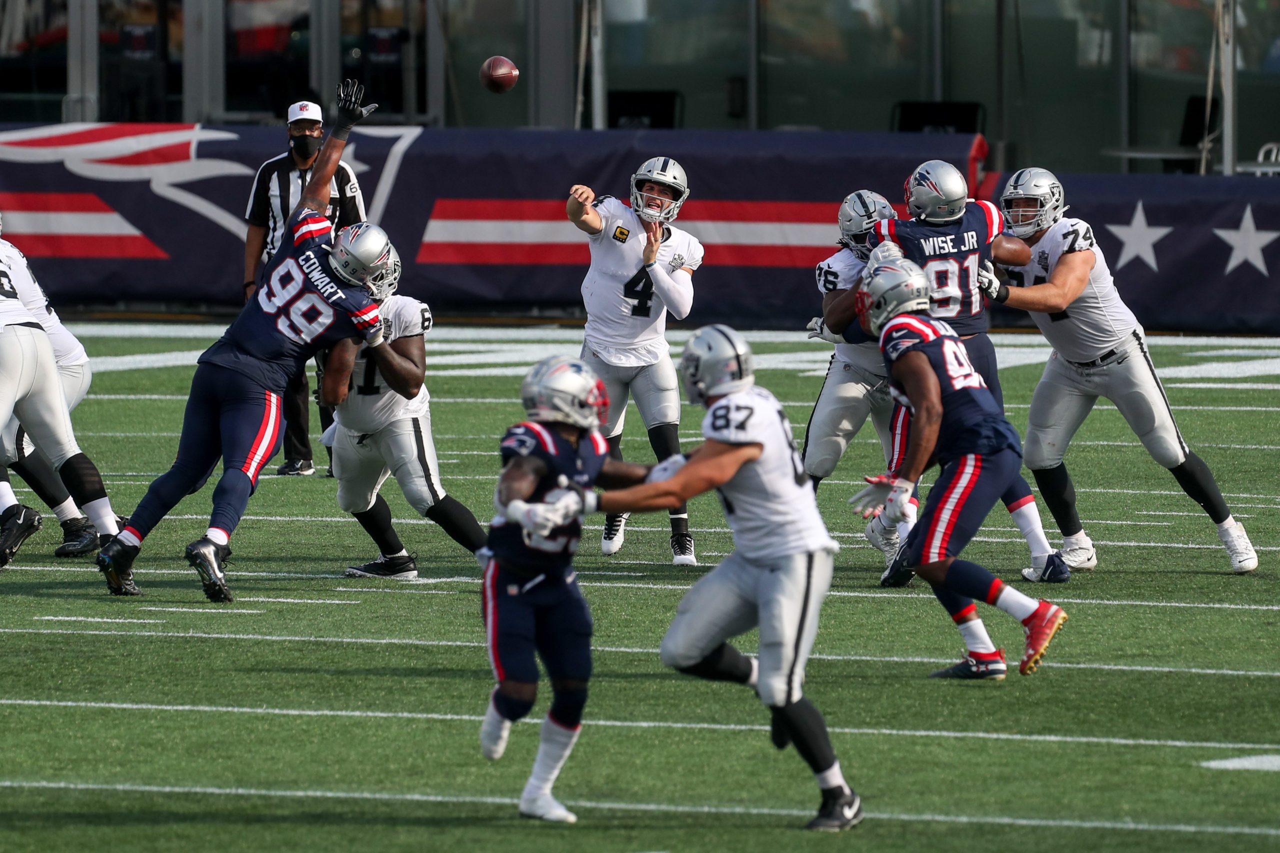 NFL: Oakland Raiders at New England Patriots