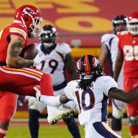 NFL: Denver Broncos at Kansas City Chiefs