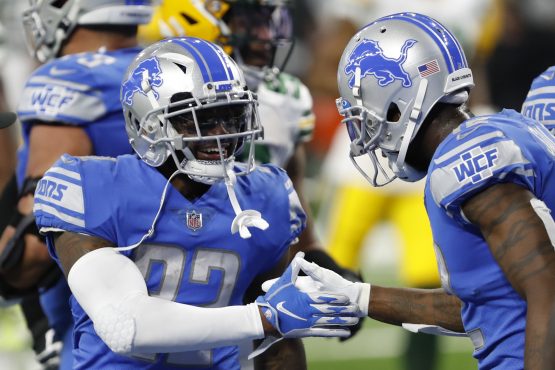 NFL: Green Bay Packers at Detroit Lions