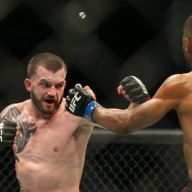 MMA: UFC 247