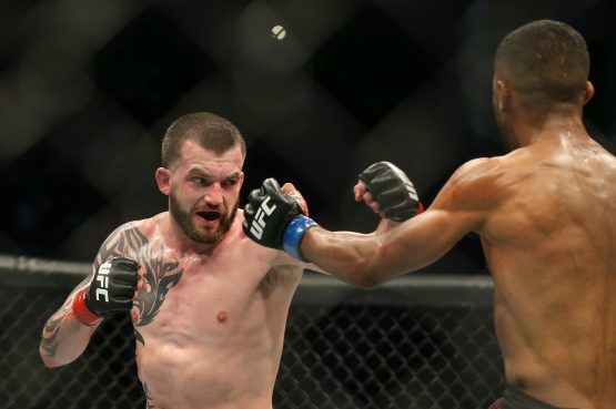 MMA: UFC 247