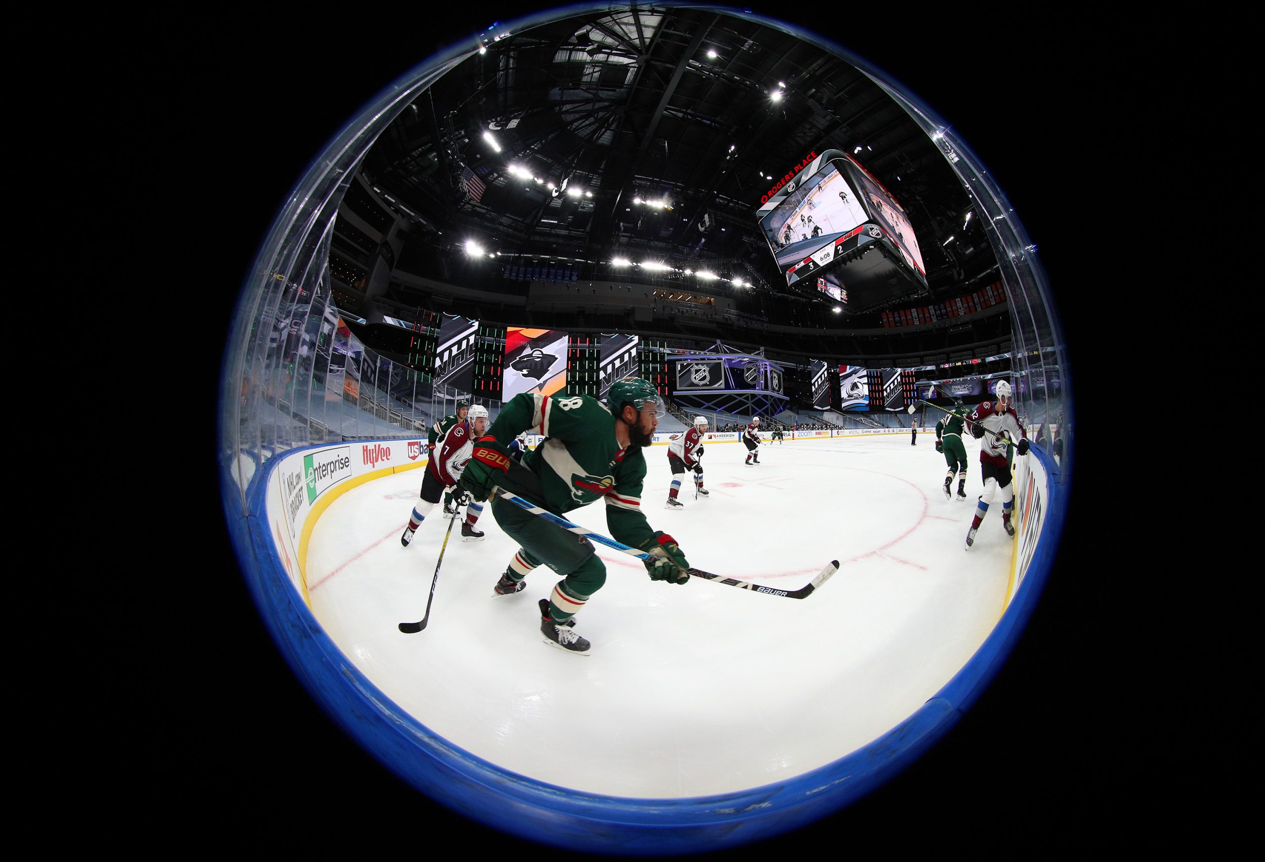 NHL: Exhibition-Colorado Avalanche vs Minnesota Wild
