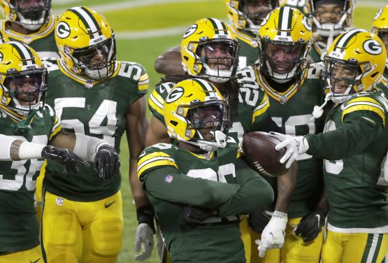 NFL: Chicago Bears at Green Bay Packers