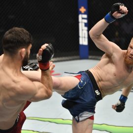 MMA: UFC 257