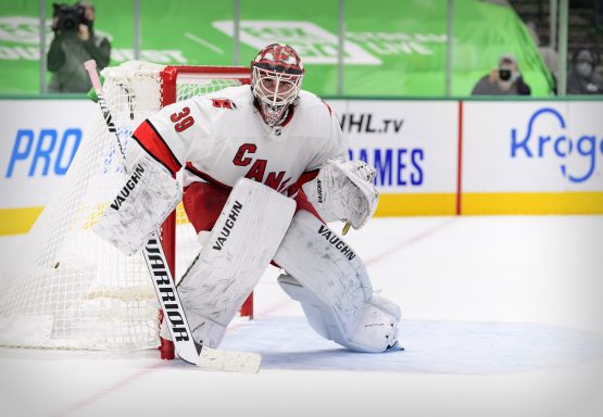 NHL: Carolina Hurricanes at Dallas Stars