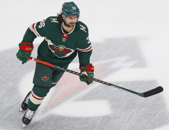 NHL: Western Conference Qualifications-Vancouver Canucks at Minnesota Wild