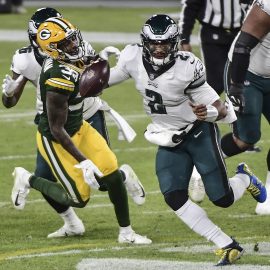 NFL: Philadelphia Eagles at Green Bay Packers