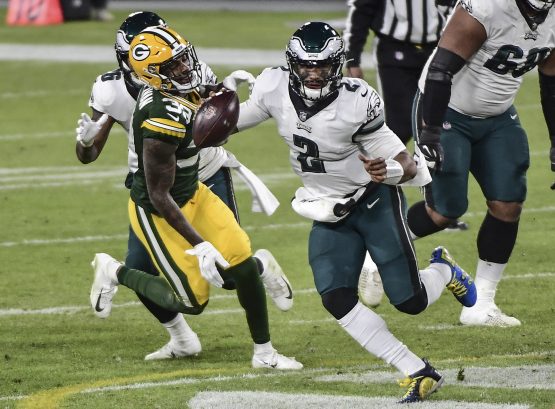 NFL: Philadelphia Eagles at Green Bay Packers