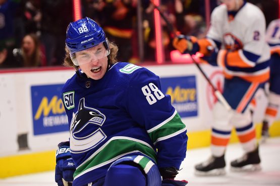 NHL: New York Islanders at Vancouver Canucks