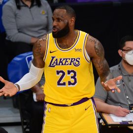 NBA: Phoenix Suns at Los Angeles Lakers