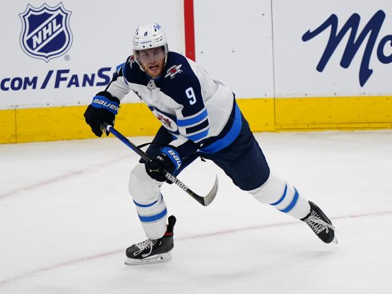 NHL: Winnipeg Jets at Toronto Maple Leafs