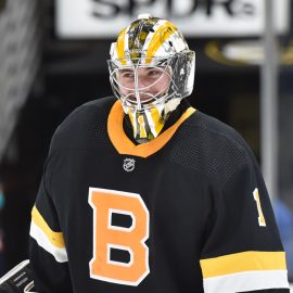 NHL: New York Islanders at Boston Bruins
