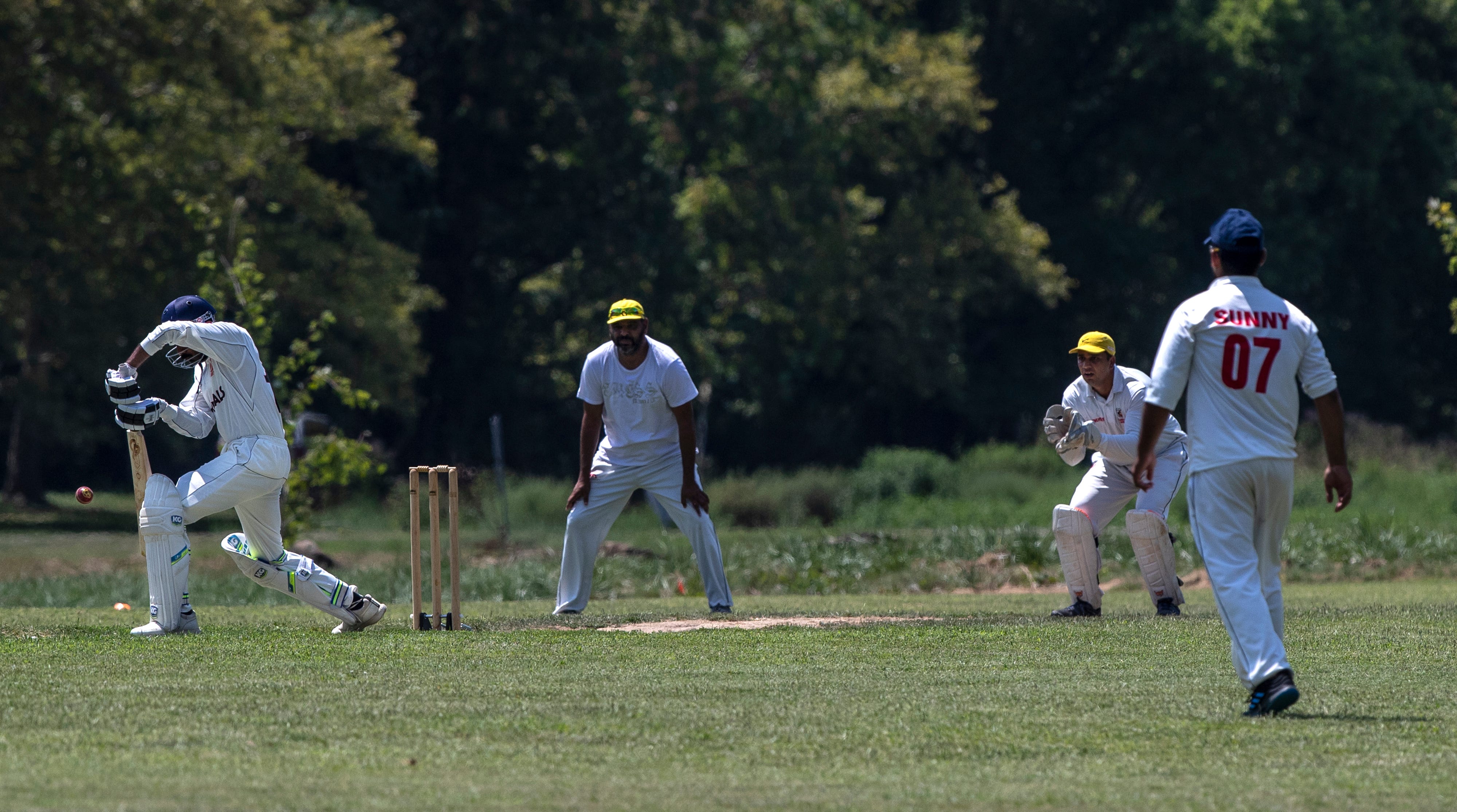 5 reasons why choosing the right type of cricket shoes are important: