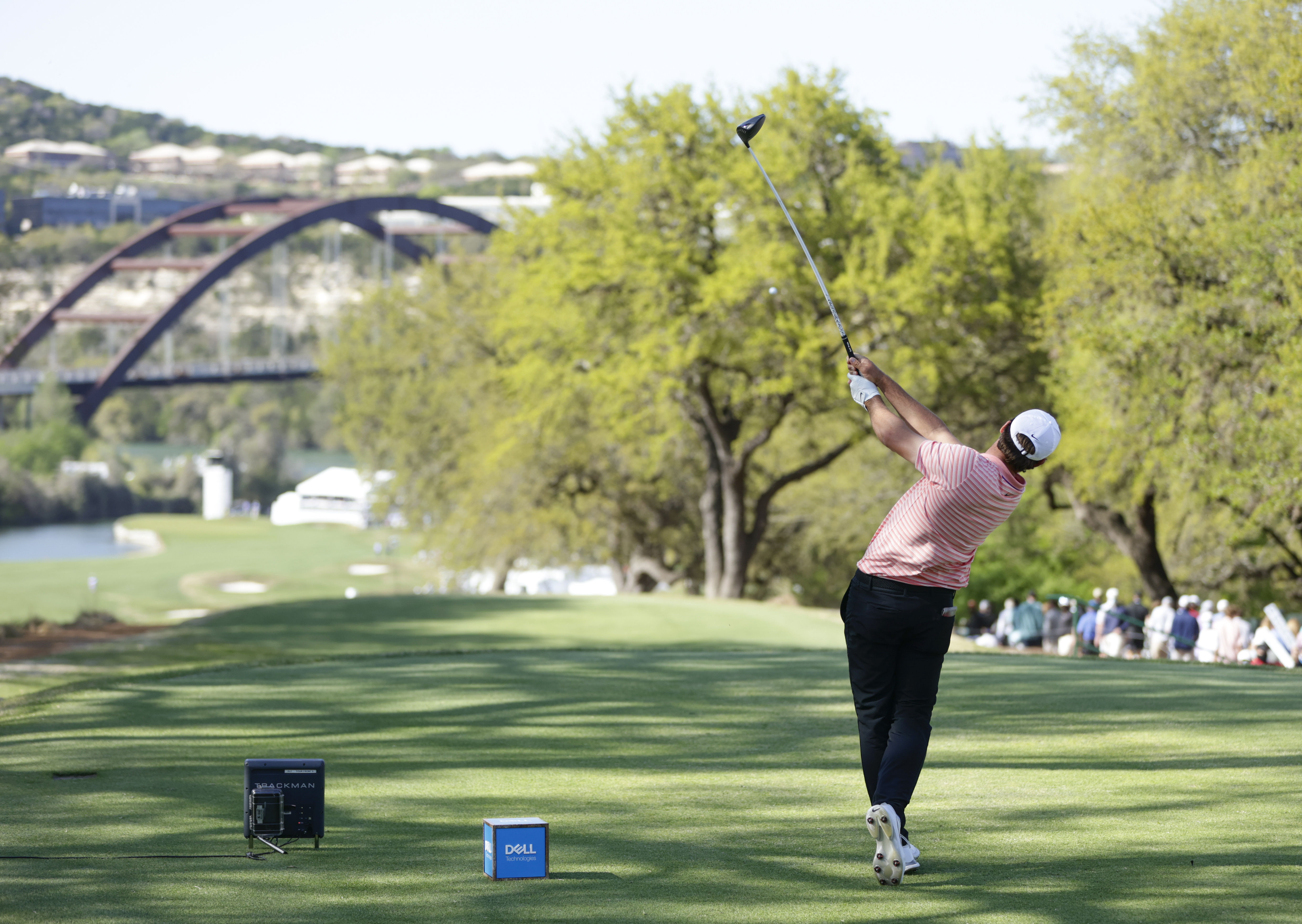 7 Reasons Why You Should Use A Golf GPS App on Course