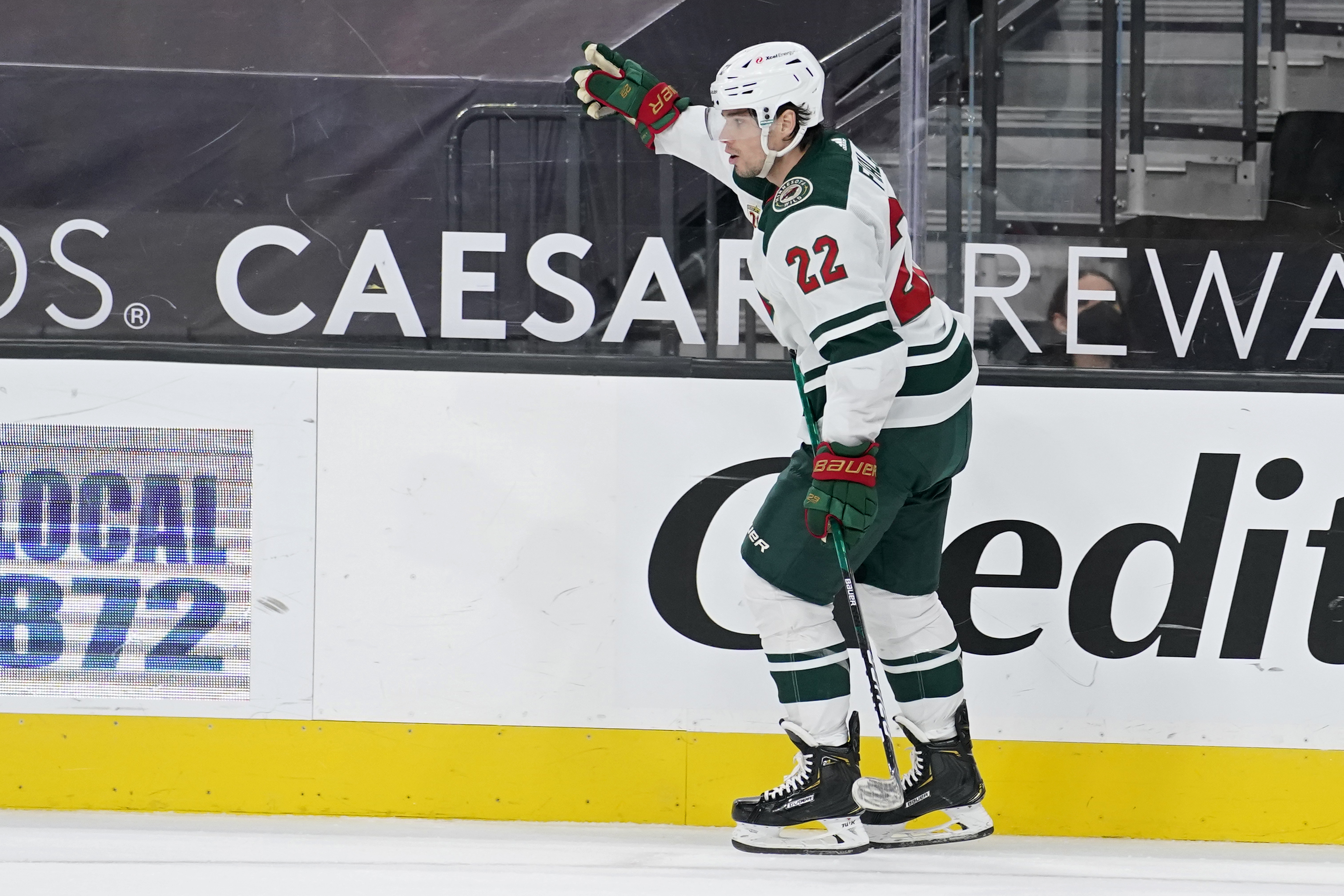 Wild Sweep the Golden Knights with a 2-1 Victory