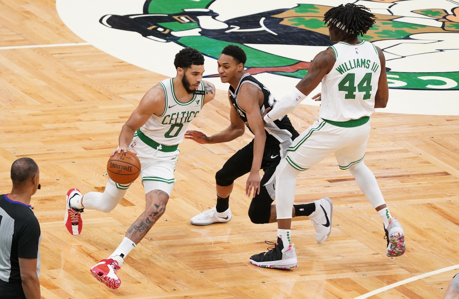 NBA: San Antonio Spurs at Boston Celtics
