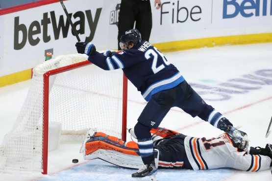 Oilers embarrss themselves