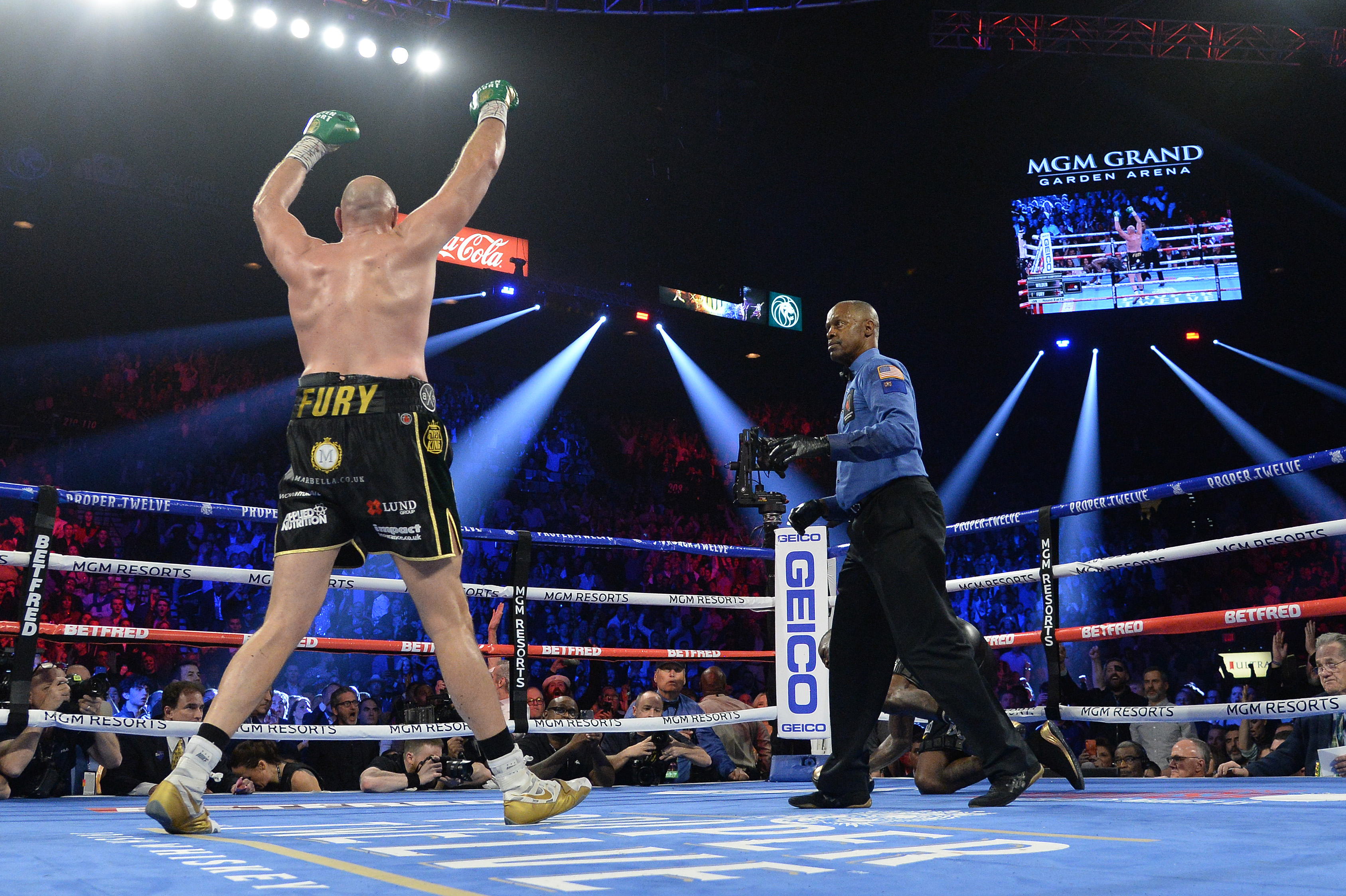 Boxing World waits for Tyson Fury v Anthony Joshua