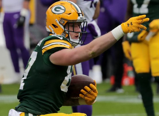 NFL: Minnesota Vikings at Green Bay Packers