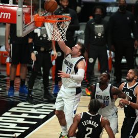 NBA: Dallas Mavericks at Los Angeles Clippers