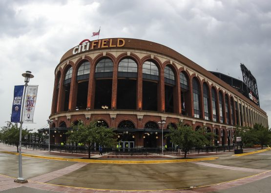 MLB: Pittsburgh Pirates at New York Mets