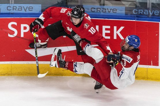 23805052_web1_210102-IFD-World-Junior-Canada-Czech-holloway_1