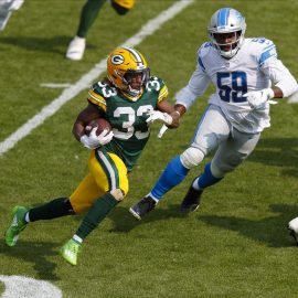NFL: Detroit Lions at Green Bay Packers
