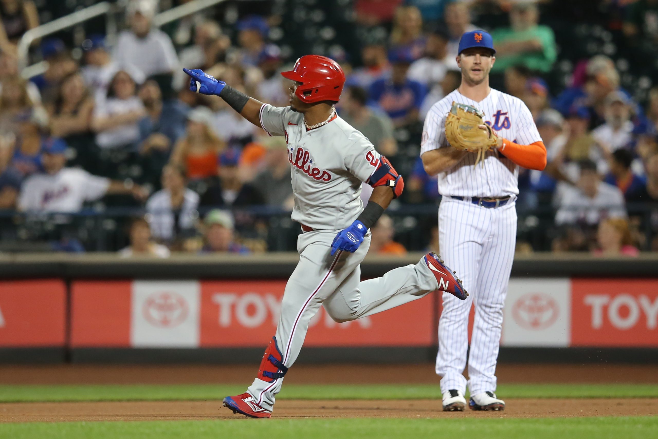 MLB: Philadelphia Phillies at New York Mets