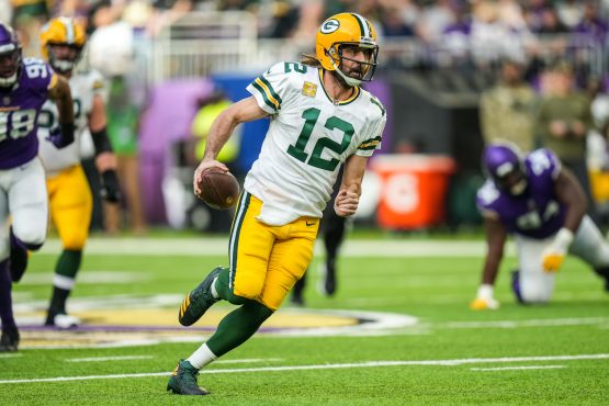 NFL: Green Bay Packers at Minnesota Vikings