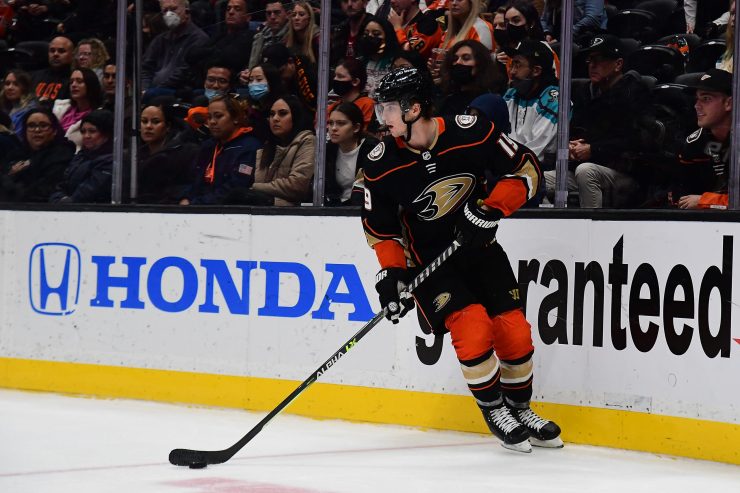 NHL: Philadelphia Flyers at Anaheim Ducks