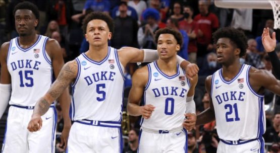 sharp betting on arkansas vs duke march madness elite eight betting picks