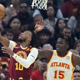 Hawks Clint Capela to have MRI on hyperextended right knee