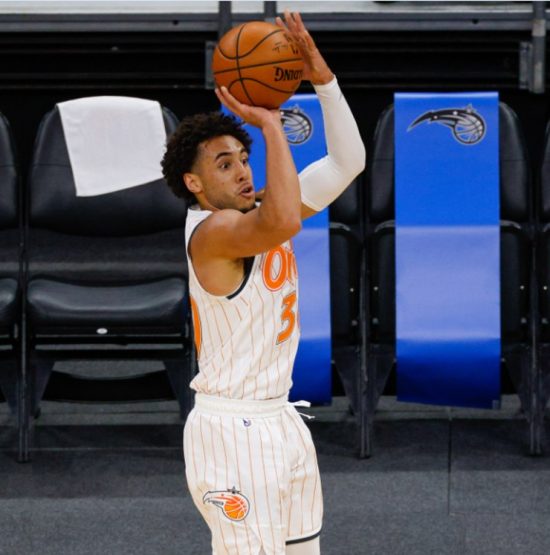 Magic sign Devin Cannady to a 10-day contract