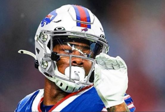 Stefon Diggs Extended