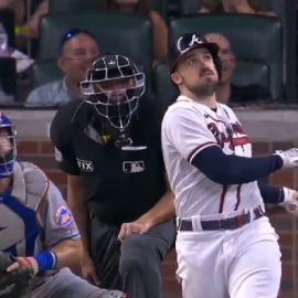 Adam Duvall Home Run