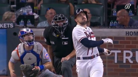 Adam Duvall Home Run