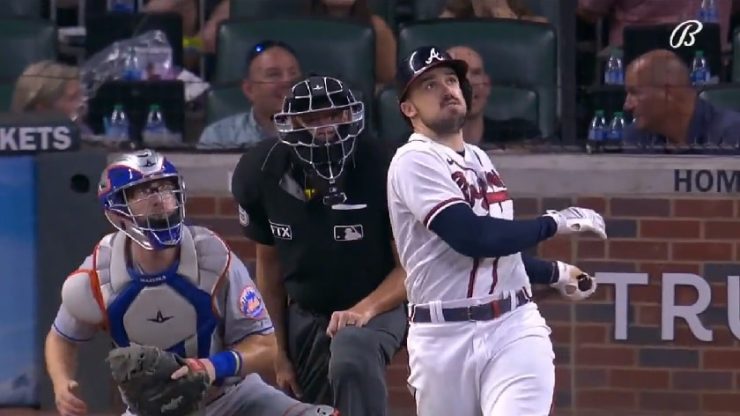 Adam Duvall Home Run