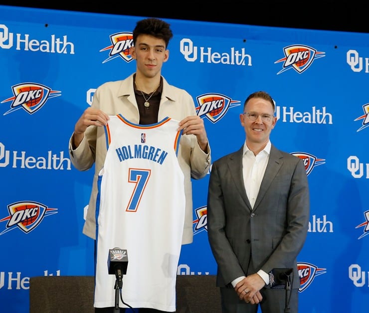 Chet Holmgren NBA Rookie of the Year Odds Up 46% after Summer League Debut