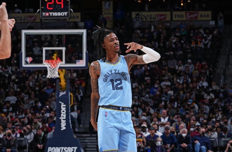 WATCH- Waitress Reacts as Grizzlies’ Ja Morant Tips $500 at Local Diner