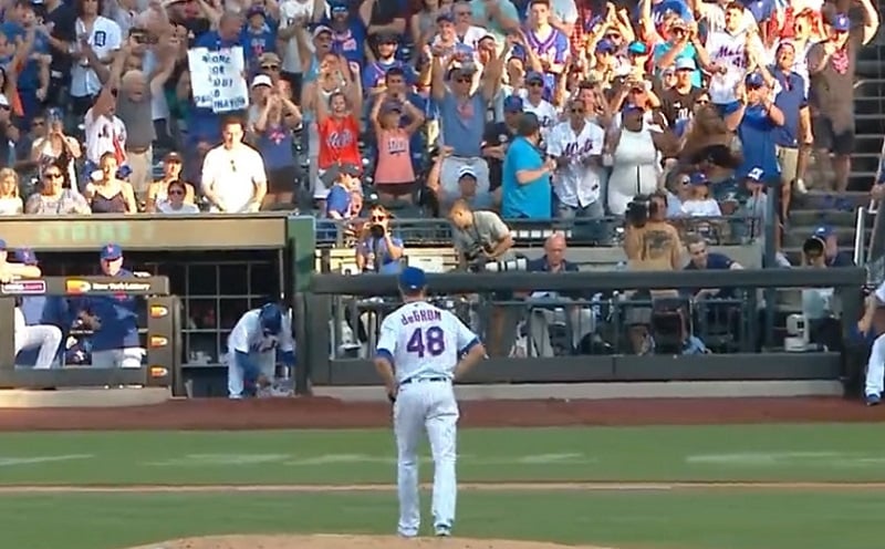 deGrom walks off mound
