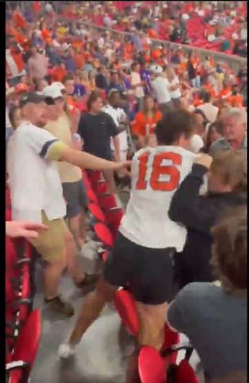 clemson crowd fight