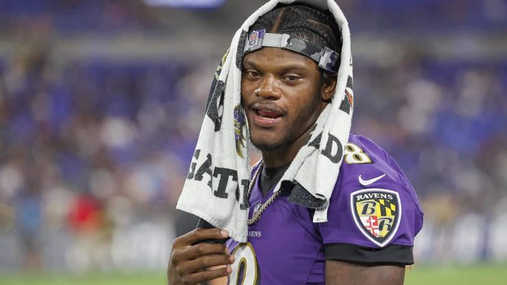 Tennessee Titans v Baltimore Ravens
