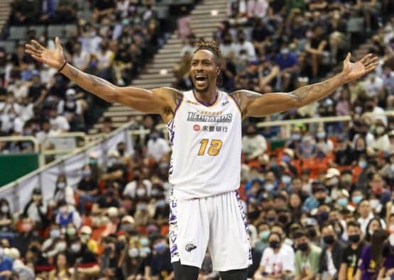 Dwight Howard Goes After Shaquille O’Neal For “Disrespectful” Comments