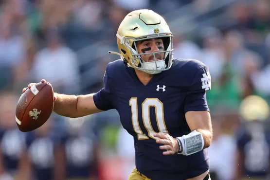 Notre Dame's Drew Pyne Enters Transfer Portal