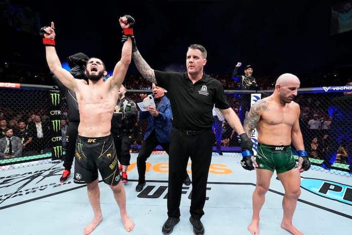 Islam Makhachev vs Alexander Volkanovski UFC (1)