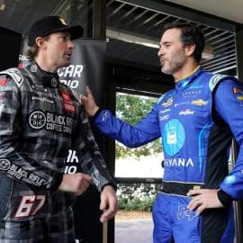 Jimmie Johnson qualifies daytona 500 (1)