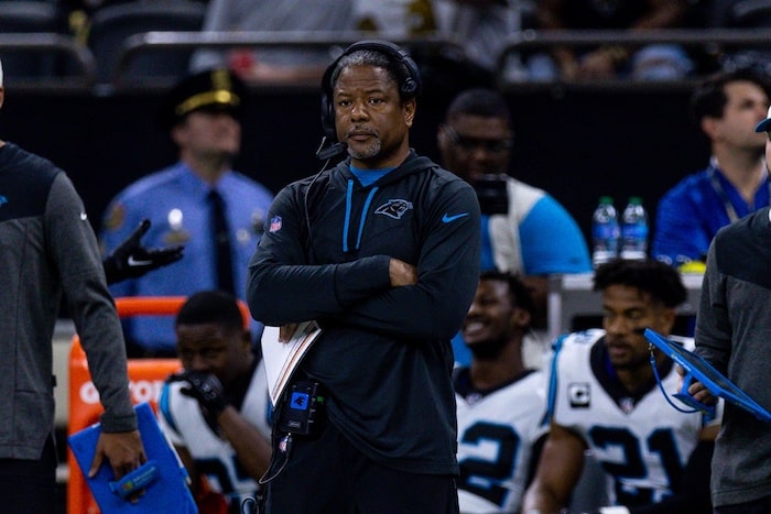 Steve Wilks stands on the sideline as Carolina Panthers Interim Coach, and will become the 49ers Defensive Coordinator.