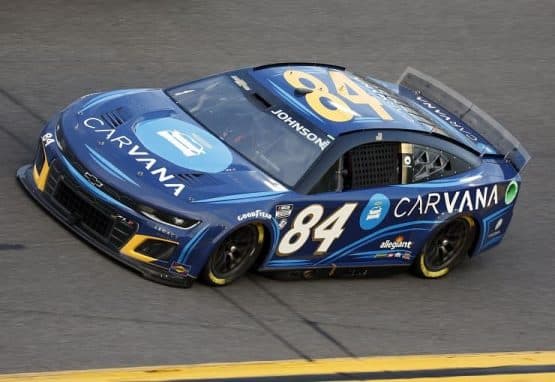 jimmie johnson leads practice field (1)