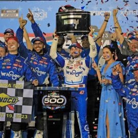ricky stenhosue wins daytona 500 (1)