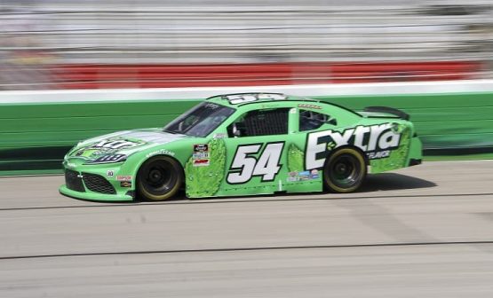 kyle busch wins inxfity series in 2021 atlanta (1)